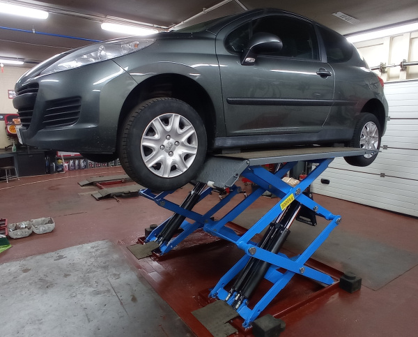 Ножничный электрогидравлический подъемник TS-1113